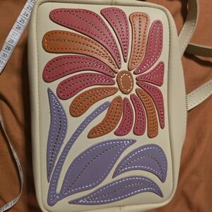 Portland Leather Wildflower Bone Bag